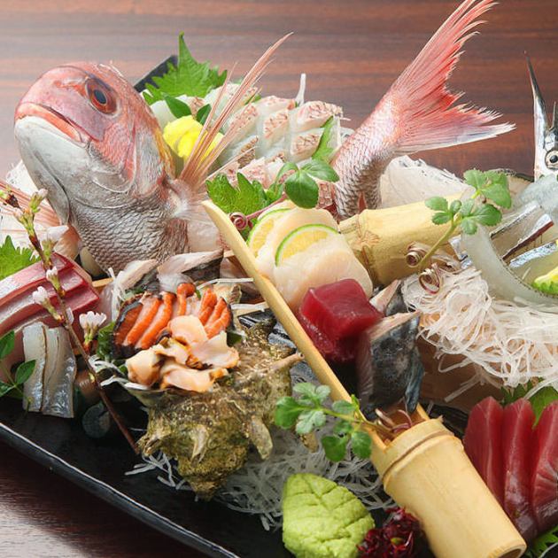 漁港から直送の新鮮魚介類！