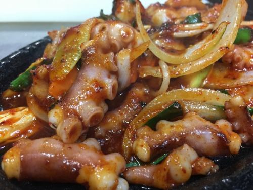 Stir-fried good octopus