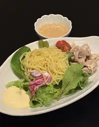 ラーメンサラダ