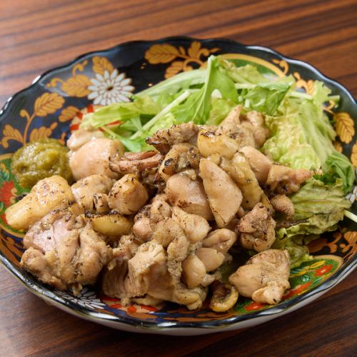 【土佐の地鶏もも炭火焼】土佐はちきん地鶏の旨味を存分にご堪能いただけるこだわりのひと皿◆1518円(税込)