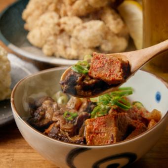 【2H飲み放題付き◆鶏逸品コース】牛すじの煮込み・鶏せせりの山椒塩焼きなどが楽しめる全8品