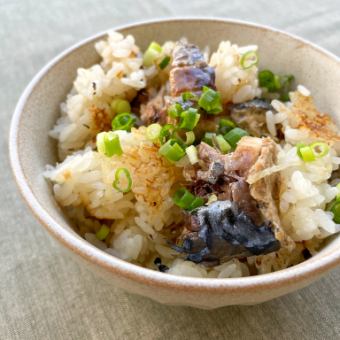 焼きとろ鯖混ぜご飯