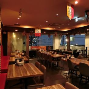 暖かな照明が照らす、シックな内装がおしゃれな店内でゆっくりとディナータイムをお過ごしいただけます。女子会でのご利用や誕生日・記念日のお祝いなどにも最適です♪特別な日のお食事には、ぜひ【アフィーノ】をご利用くださいませ！【女子会/合コン/宴会/歓送迎会/デート/記念日/誕生日/ディナー/貸切/二次会/飲み放題】