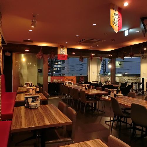 暖かな照明が照らす、シックな内装がおしゃれな店内でゆっくりとディナータイムをお過ごしいただけます。女子会でのご利用や誕生日・記念日のお祝いなどにも最適です♪特別な日のお食事には、ぜひ【アフィーノ】をご利用くださいませ！【女子会/合コン/宴会/歓送迎会/デート/記念日/誕生日/ディナー/貸切/二次会/飲み放題】