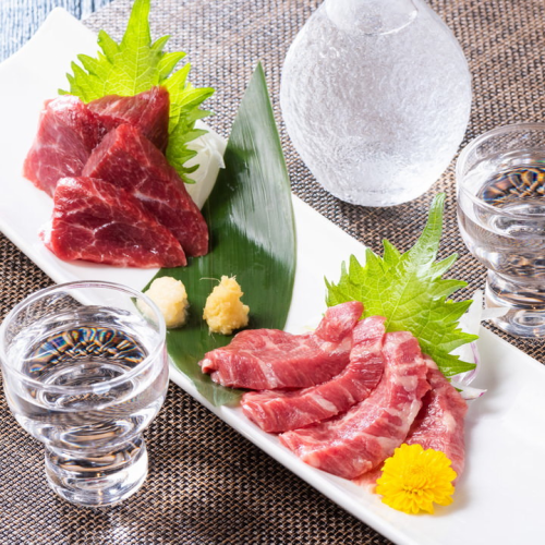 我们还专门提供马刺身和仙台牛肉等肉类菜肴。