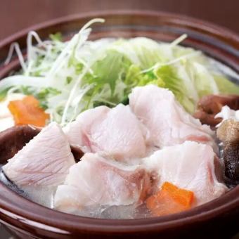 クエ料理をリーズナブルに【 クエ鍋付き満足コース 】7,000円【2H飲放】お造り/唐揚げ/クエ鍋