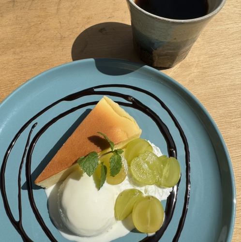 Dessert set (with drink)