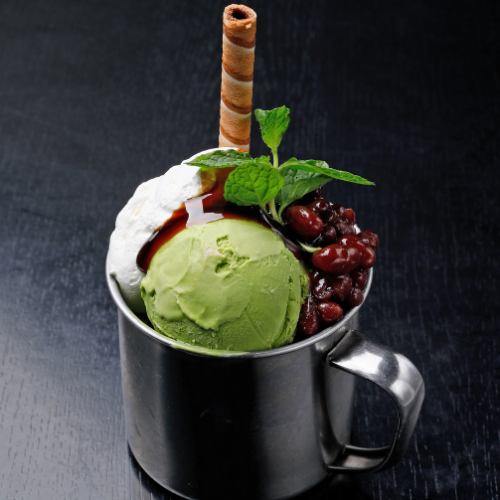 ちっちゃいパフェ〈抹茶・チョコ〉