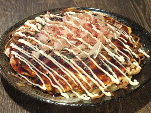 Saitamaya Okonomiyaki (Hiroshima style) / MIX ball (Kansai style)
