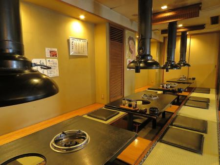 [Zashiki] A digging and tatami room with a comfortable floor.Recommended for various banquets.