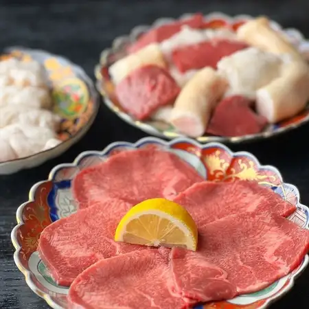 福岡観光や昼宴会に!もつ焼き&和牛もつ鍋コース 3,500円(税込)飲み放題+1,500円(90分)