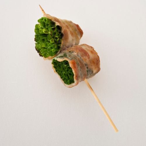 All-purpose onion-rolled skewers