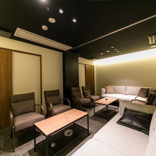 Company drinking parties and get-togethers with friends.Let's have fun with a large group of people ♪