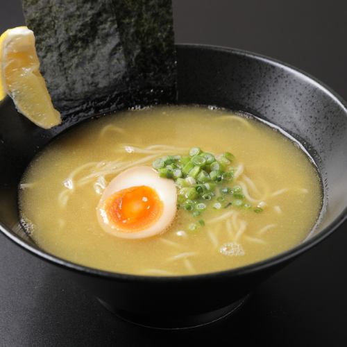 ラーメン(半玉)