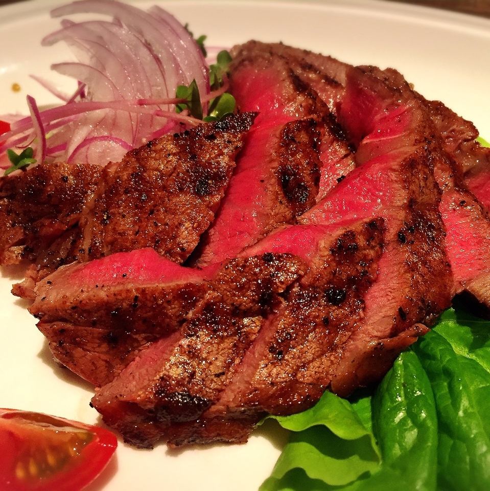 Our tenderloin that you want to try once is very popular because it has a good cospa!