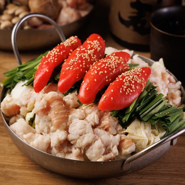 博多名物が奇跡のコラボ!濃厚な旨みがたまらない「明太もつ鍋」