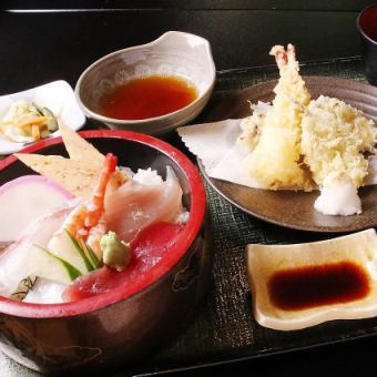 Chirashizushi and tempura set
