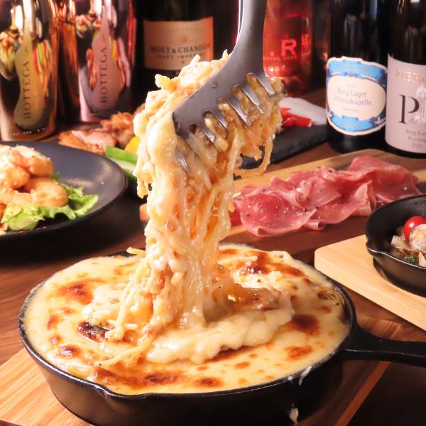 【チーズの海に溺れるお肉たっぷりボロネーゼ】チーズ好きにはたまらない！当店のイチオシメニューです★