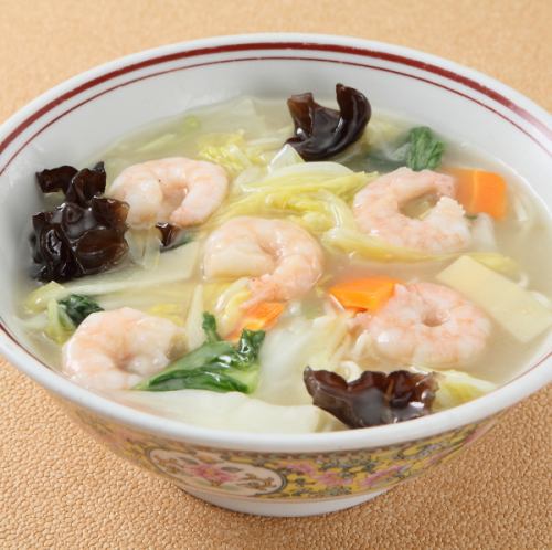 海鮮入りスープ麺