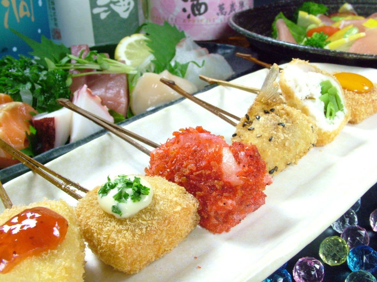 We recommend the creative kushiage that you can enjoy even with elaborate eyes one by one!
