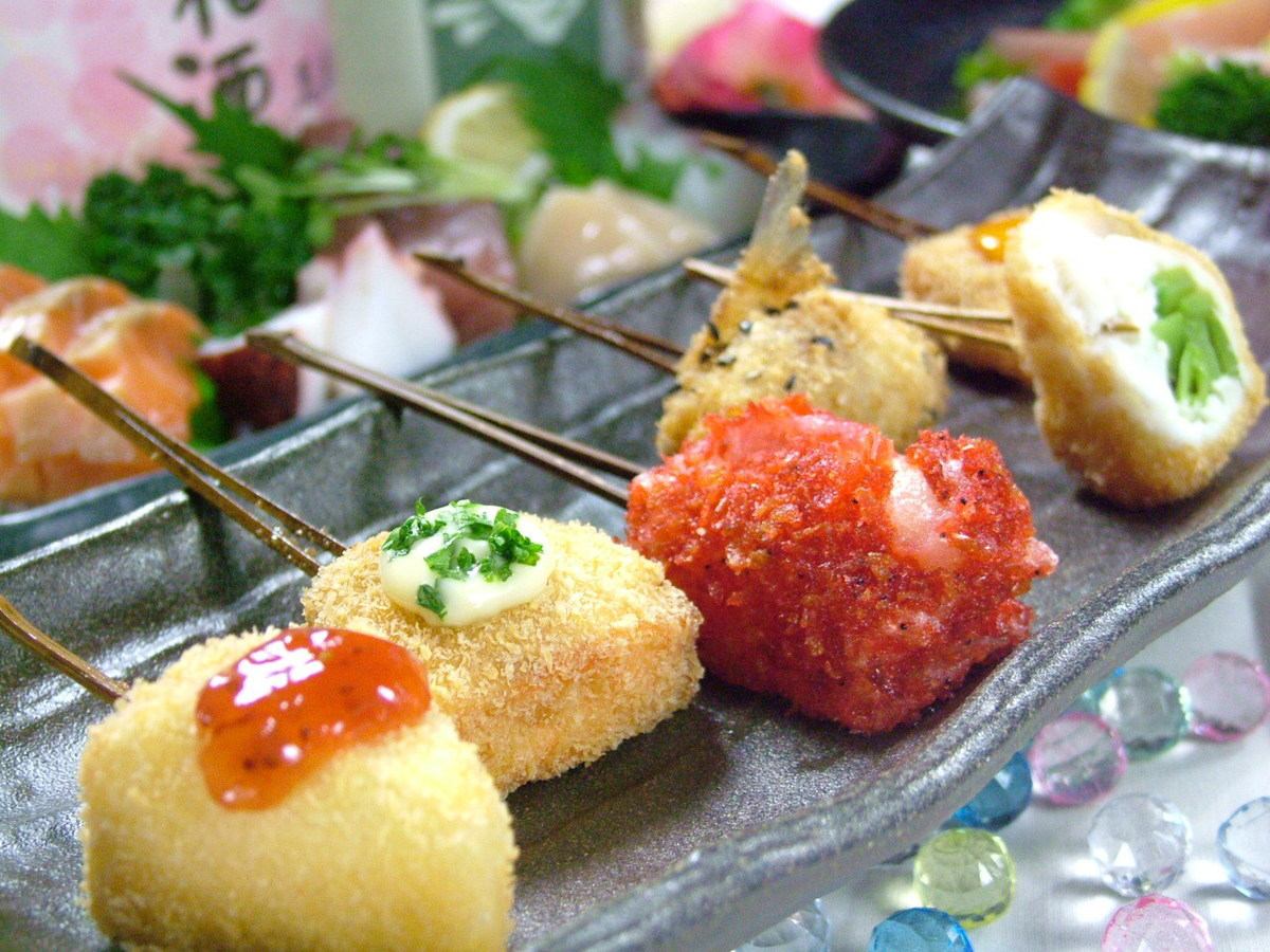 A little surprise with every skewer ★ A restaurant where you can enjoy popular kushiage skewers.