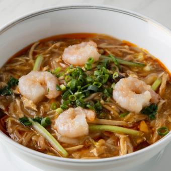 Salad, dessert, soup and coffee buffet included [Shrimp sour soup soba]