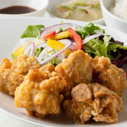 Salad, dessert, and soup buffet included [Fried chicken with sweet and sour sauce] ¥2,300 → ¥2,070 with coupon