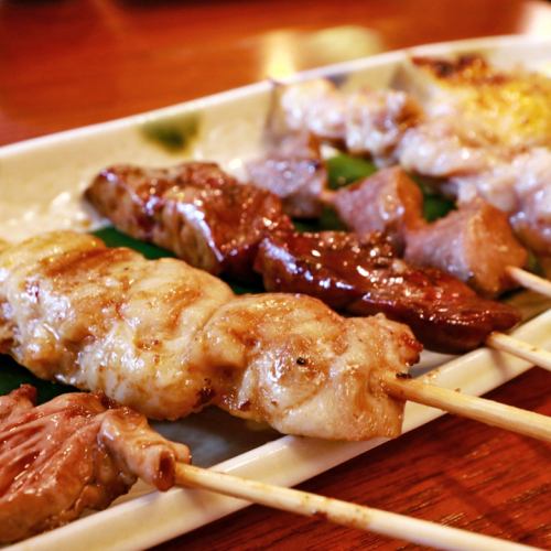 名古屋コーチンの串焼盛り合わせ五種