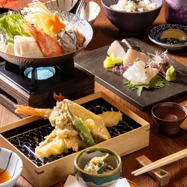 四季を味わい、旬に出会う。心ほどけるひとときを、会席料理とともに