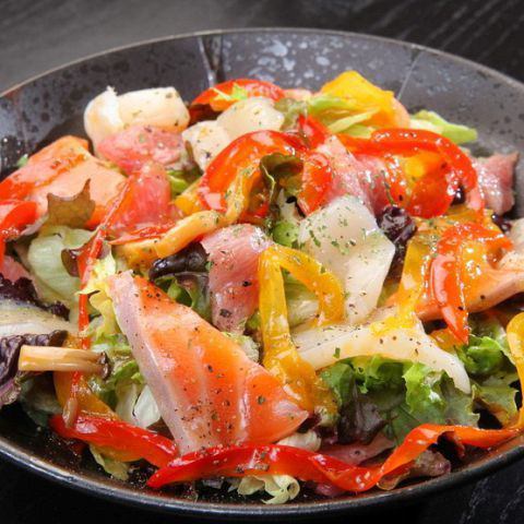 [Limited to Kaihin Makuhari store!] Seasonal special seafood salad
