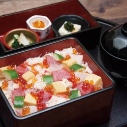 海鮮ちらし鮨会食