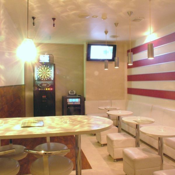 There are 2 free karaoke rooms.VIP feeling in the private room for the second party such as reunion and company drinking party ♪ It is a popular private room as it is a VIP feeling ♪ popular private room!
