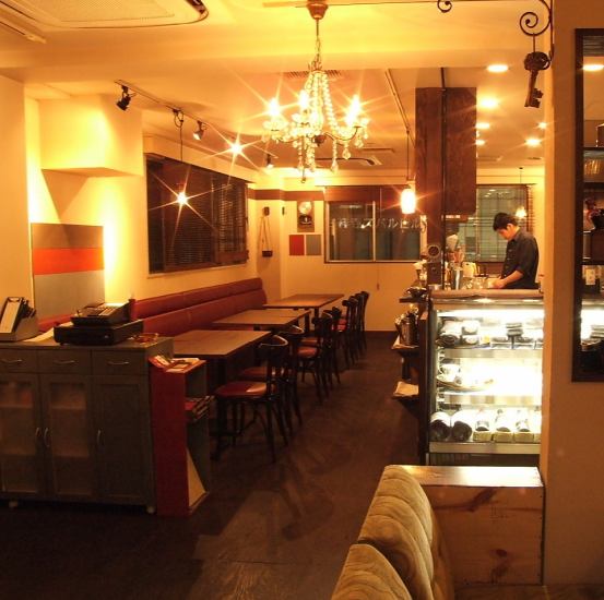 【SNSで話題】おしゃれなカフェで貸切パーティーをどうぞ♪