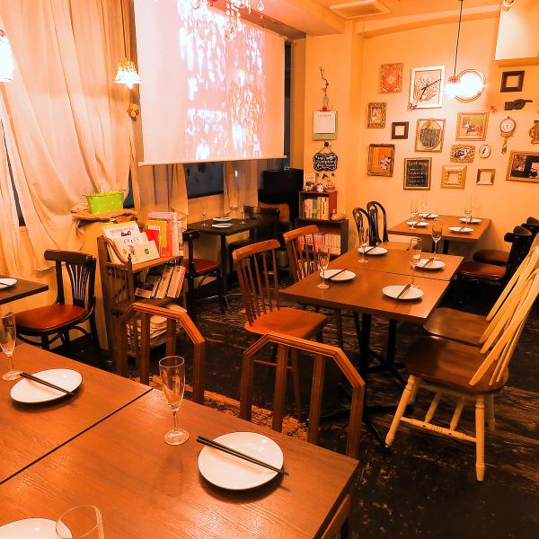 15 people can be reserved at a stylish cafe in Kichijoji! Year-end party, New Year party, welcome and farewell party, circle, company drink, wedding ... anything is possible ♪ Point reservation is not possible at cafe time from 12:00 to 16:30 ..Only charter points can be used ♪