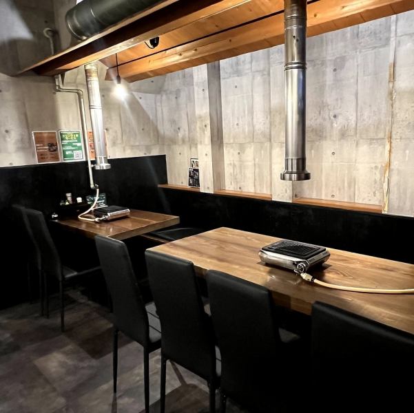 全席30席となっており、お店貸切もOK！　パーティー、大宴会もお気軽にご相談ください♪営業時間外でも貸切宴会できます。笑い鶏は個人店なので、コース内容、予算、時間、子供、どんなご相談もお気軽にしてくださいね。