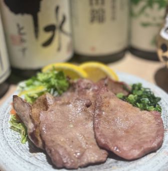 笑い鶏の牛タン