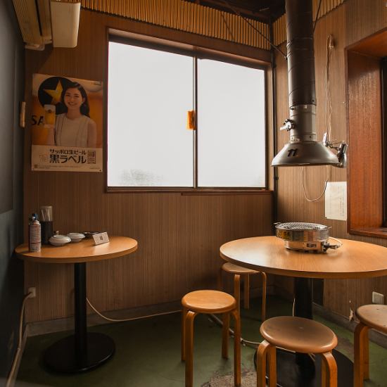 しっぽりホルモンとお酒を楽しめる♪和風の落ち着いたお店です。