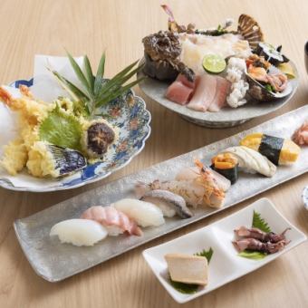 【安さんおまかせ膳《風》】自慢のお魚を満喫。お刺身6種盛合わせ＋特上握り9種などが味わえる