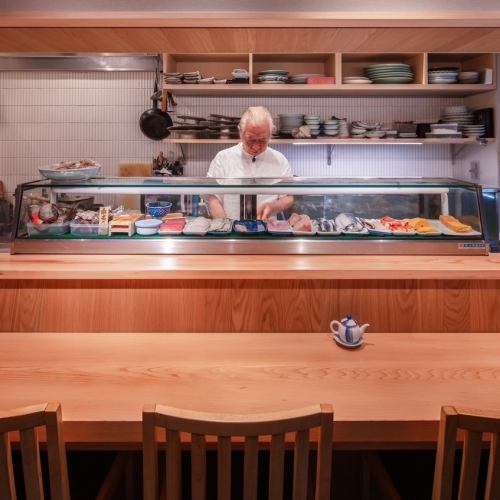 This counter can be used by one person or more.Even for couples ♪