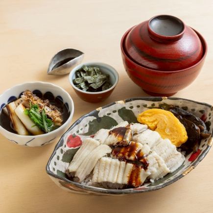 【午餐】享用瀨戶內海的豐盛海鮮，品嚐奢華的蒸孔散壽司午餐♪ 瀨戶內海蒸孔散壽司