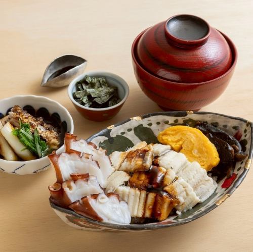 【ランチ】瀬戸内の恵みを贅沢に味わうちらし寿司ランチ♪瀬戸内産蒸し穴子と明石蛸のちらし2300円（税込）