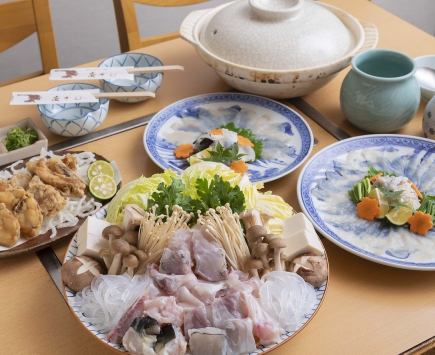 [Fugu hotpot course ◆ 11,500 yen (tax included)] Enjoy seasonal ingredients to your heart's content.You can enjoy fugu hotpot, shabu-shabu, and more