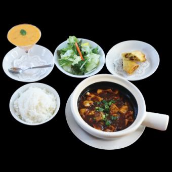 麻婆豆腐ランチ
