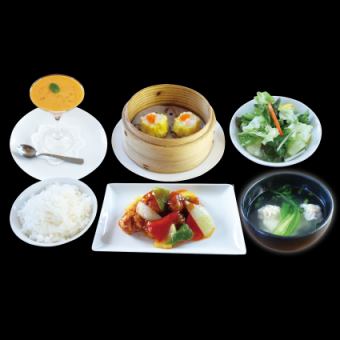 酢豚ランチ