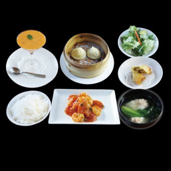 海老チリソースランチ