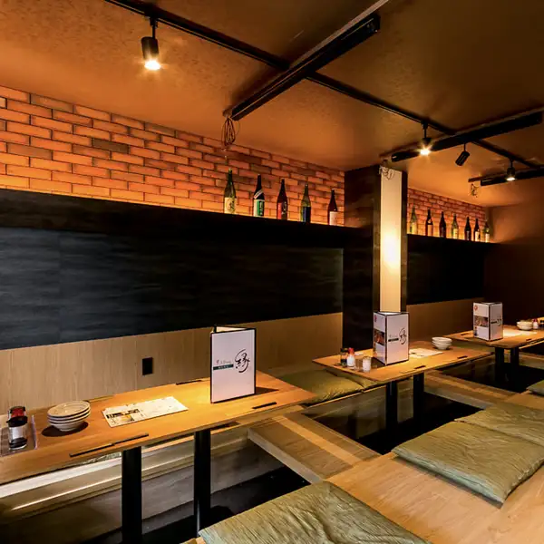 【大人数でも少人数でもお任せください!】(お店まるごと貸切)40名様~60名様まで最適★(お座敷貸切完全個室)18名様~26名様最適(ゆったりテーブル席)2名様~18名様まで最適★掘りごたつ2名様~20名様最適★ご宴会・打ち上げ・誕生会・女子会・記念日・ご家族での利用とさまざまなシーンでお選びください♪