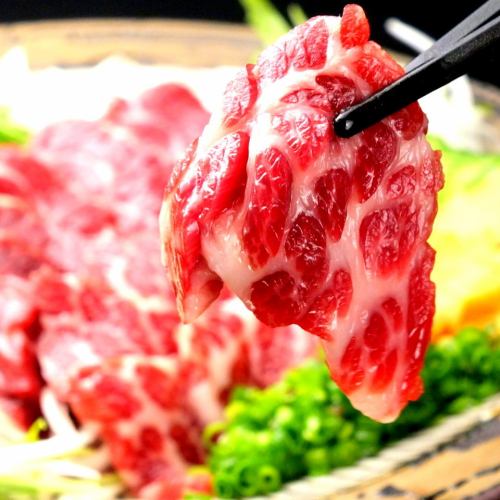Horsemeat sashimi delivered directly from Kumamoto (lean meat)