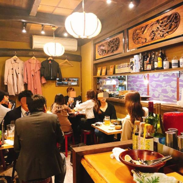 It is an atmosphere of a nostalgic Japanese atmosphere that has remodeled an old-fashioned house in the house. Relax in a relaxed setting, from small people to large numbers! Enjoy yourself in a relaxed shop.