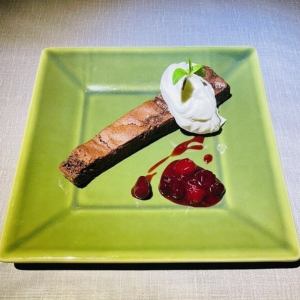 Served with warm baked gateau chocolate chantilly