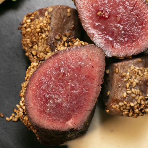 [Venison] Grilled domestic venison thigh with black pepper 120g